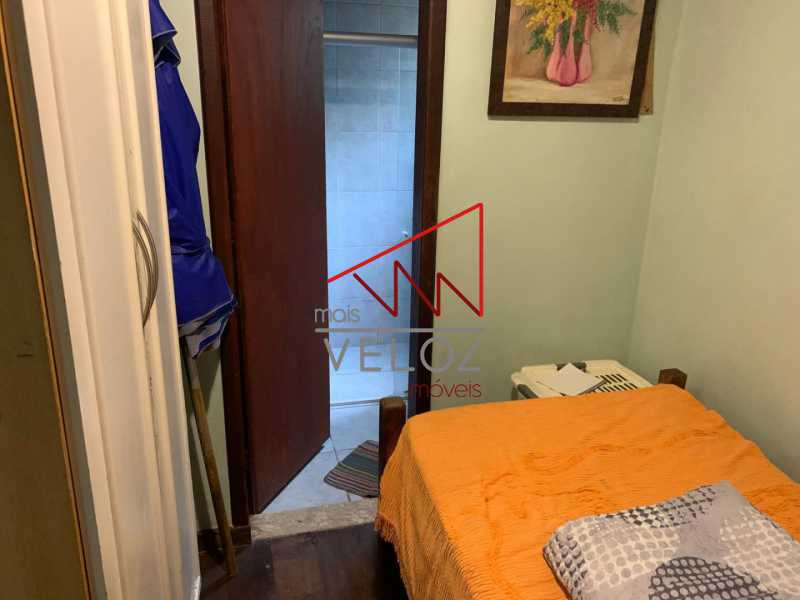 Casa à venda com 5 quartos, 241m² - Foto 15