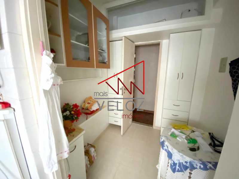 Apartamento à venda com 3 quartos, 95m² - Foto 10