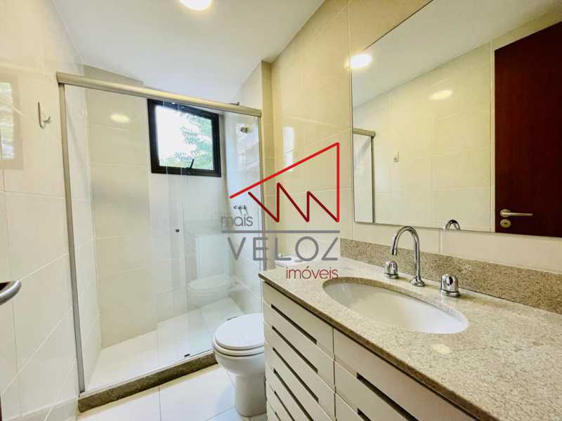 Apartamento à venda com 2 quartos, 74m² - Foto 10