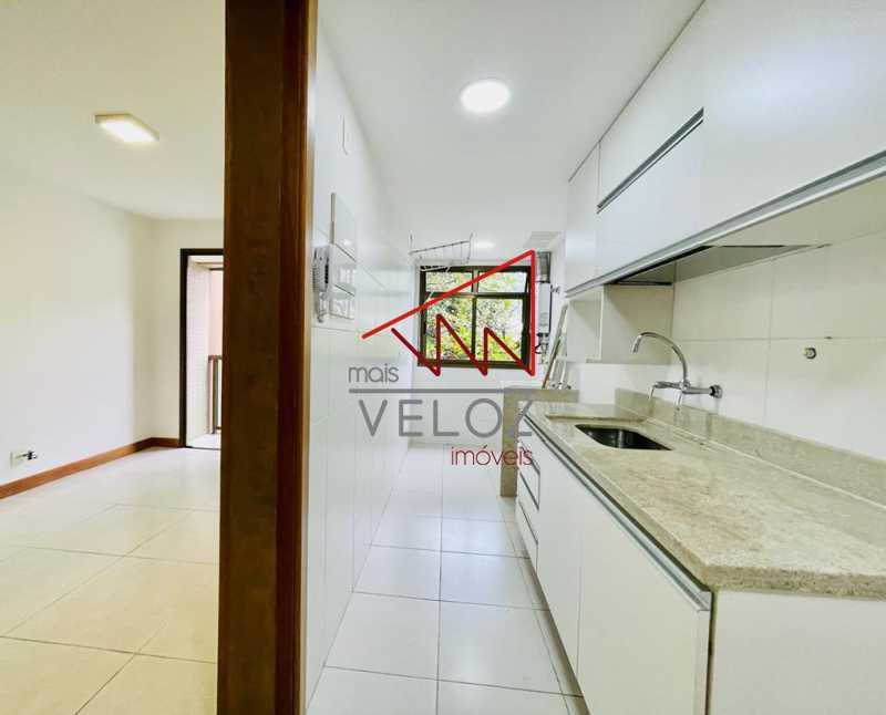 Apartamento à venda com 2 quartos, 74m² - Foto 15