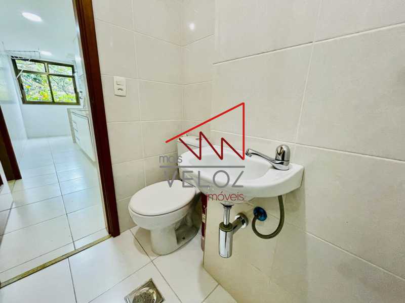 Apartamento à venda com 2 quartos, 74m² - Foto 28