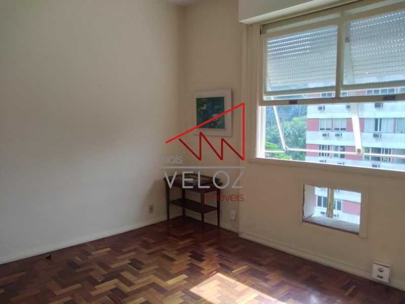 Apartamento à venda com 3 quartos, 210m² - Foto 15