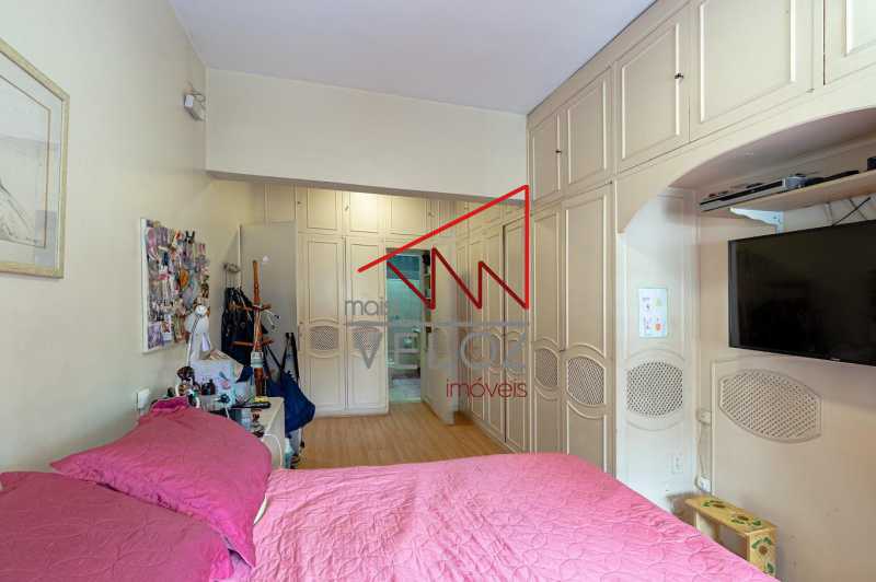 Apartamento à venda com 4 quartos, 229m² - Foto 11