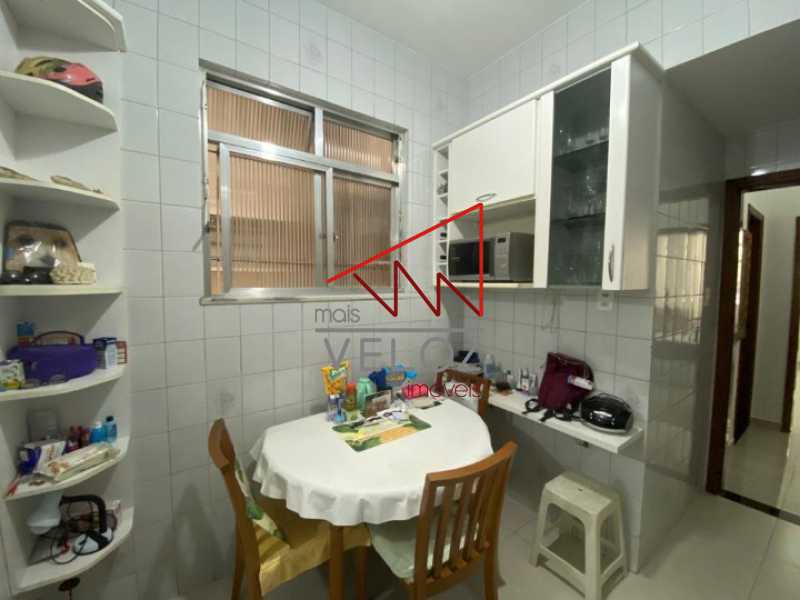 Apartamento à venda com 2 quartos, 75m² - Foto 4