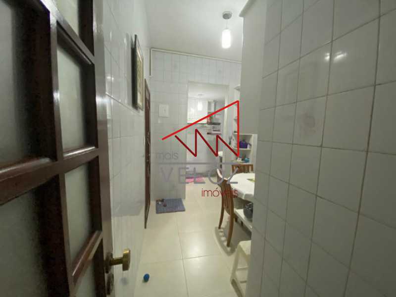 Apartamento à venda com 2 quartos, 75m² - Foto 14