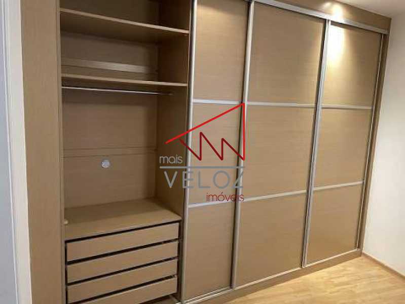 Apartamento à venda com 2 quartos, 90m² - Foto 4