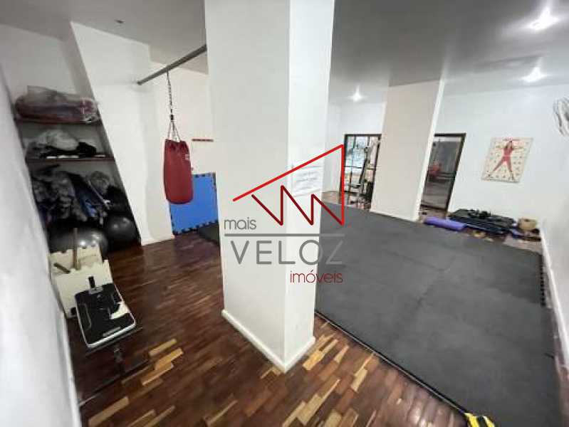 Apartamento à venda com 2 quartos, 90m² - Foto 19