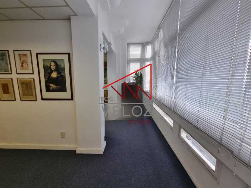 Apartamento à venda com 4 quartos, 220m² - Foto 10