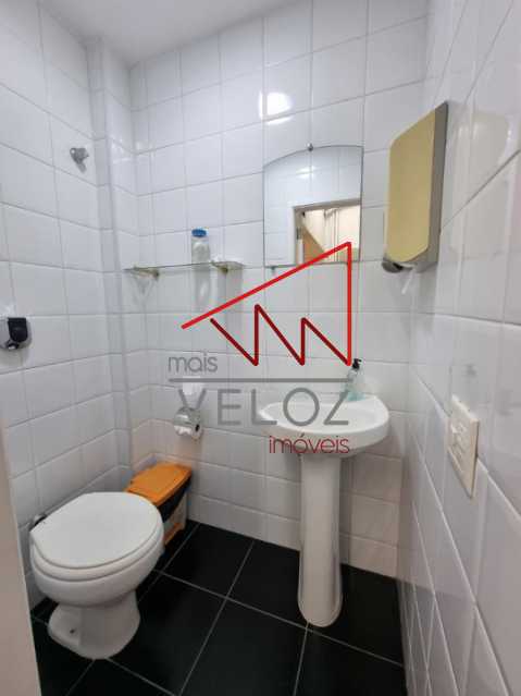 Apartamento à venda com 4 quartos, 220m² - Foto 13