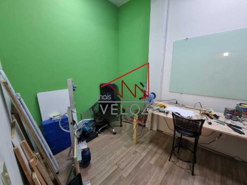 Apartamento à venda com 4 quartos, 220m² - Foto 16