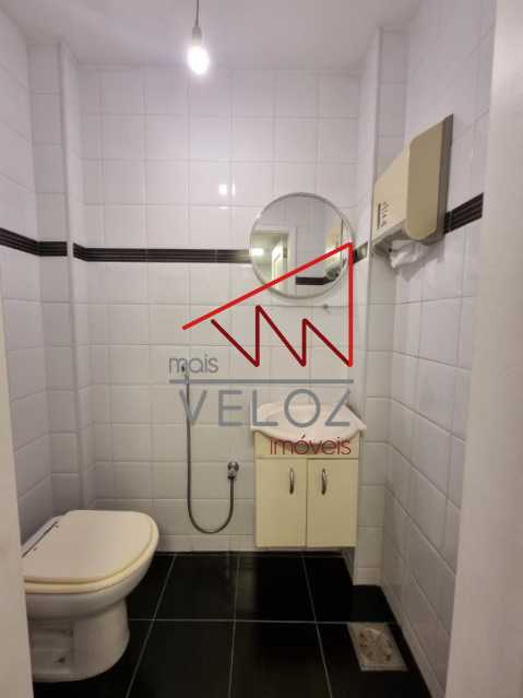 Apartamento à venda com 4 quartos, 220m² - Foto 24