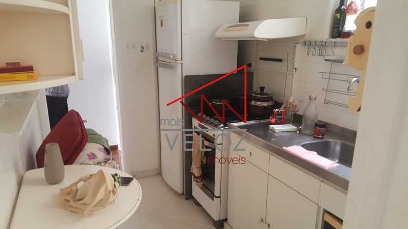 Apartamento à venda com 2 quartos, 72m² - Foto 17