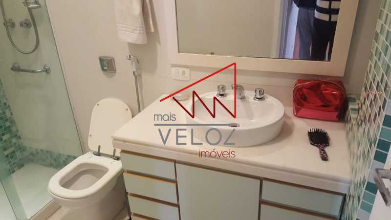 Apartamento à venda com 2 quartos, 72m² - Foto 14