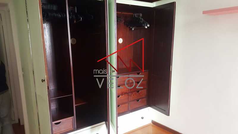 Apartamento à venda com 2 quartos, 72m² - Foto 12