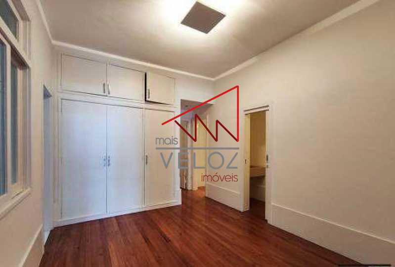 Apartamento à venda com 4 quartos, 215m² - Foto 10