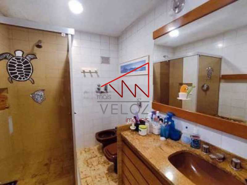 Apartamento à venda com 4 quartos, 231m² - Foto 15