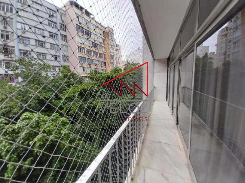 Apartamento à venda com 4 quartos, 300m² - Foto 3