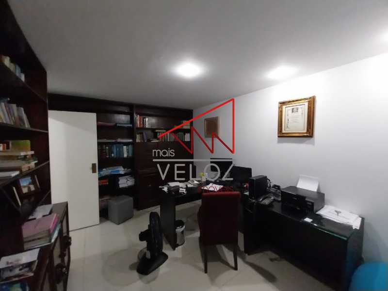 Apartamento à venda com 4 quartos, 300m² - Foto 6