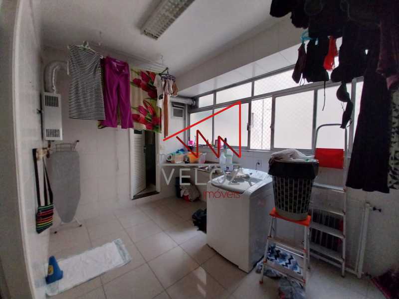 Apartamento à venda com 4 quartos, 300m² - Foto 25