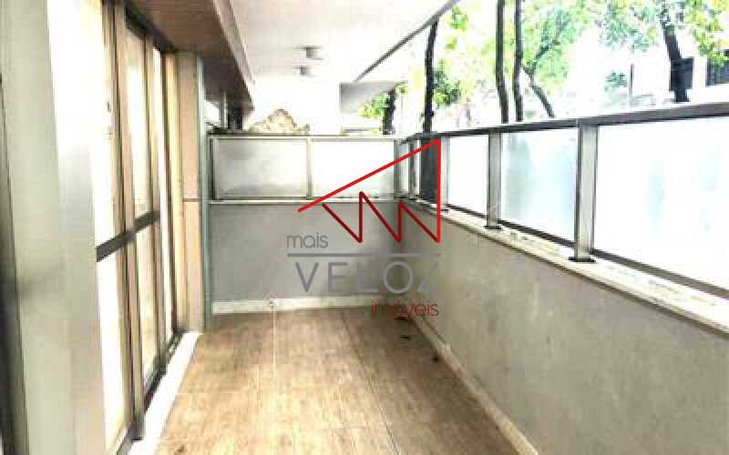 Apartamento à venda com 2 quartos, 78m² - Foto 1