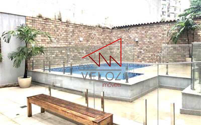 Apartamento à venda com 2 quartos, 78m² - Foto 4