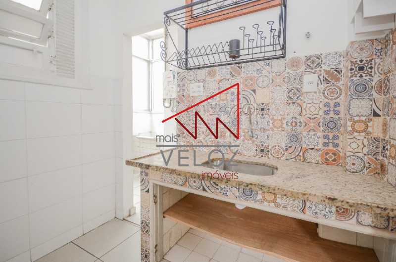 Apartamento à venda com 2 quartos, 80m² - Foto 7