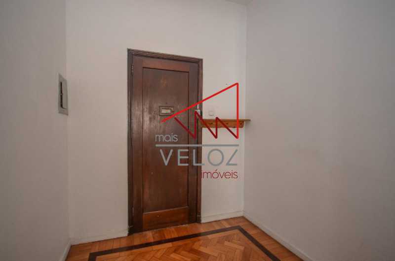 Apartamento à venda com 2 quartos, 80m² - Foto 5