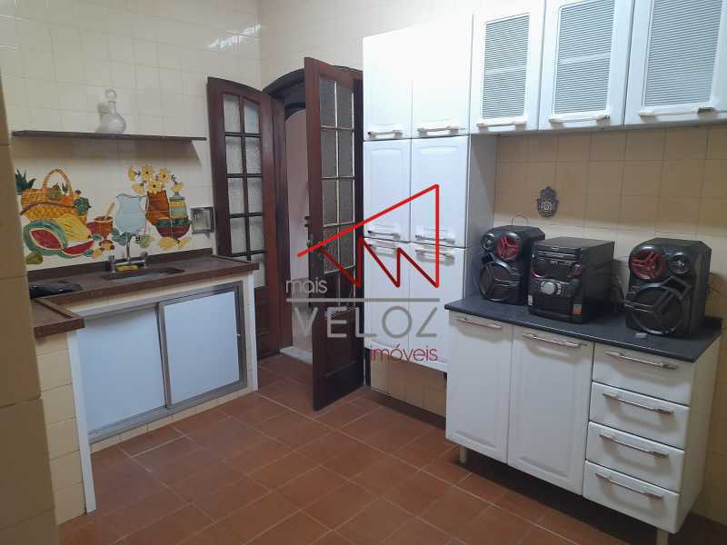 Casa de Vila à venda com 4 quartos, 64m² - Foto 17