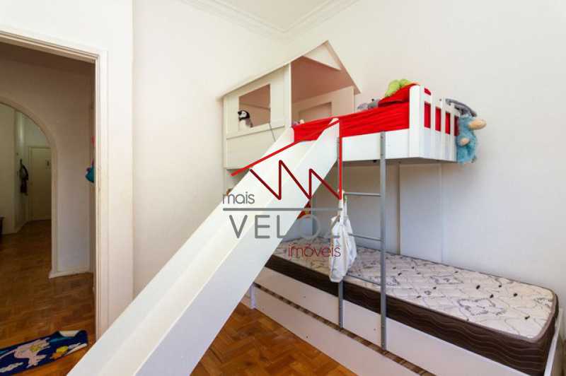 Apartamento à venda com 2 quartos, 75m² - Foto 1