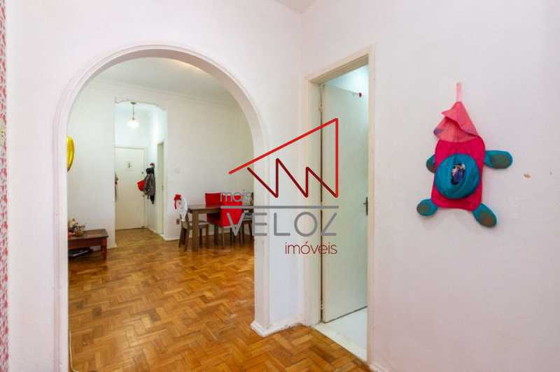 Apartamento à venda com 2 quartos, 75m² - Foto 5