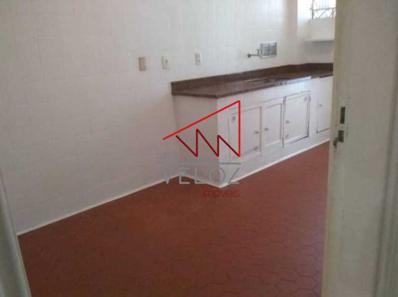 Apartamento à venda com 3 quartos, 140m² - Foto 15