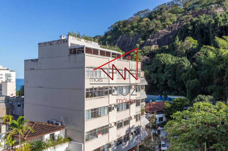 Apartamento à venda com 4 quartos, 240m² - Foto 3