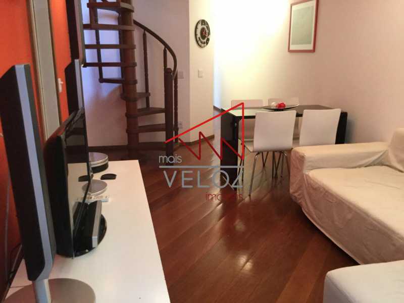 Cobertura à venda com 3 quartos, 135m² - Foto 4