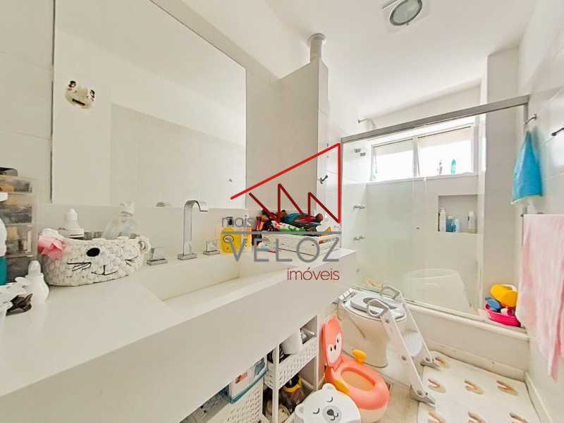 Apartamento à venda com 4 quartos, 175m² - Foto 8