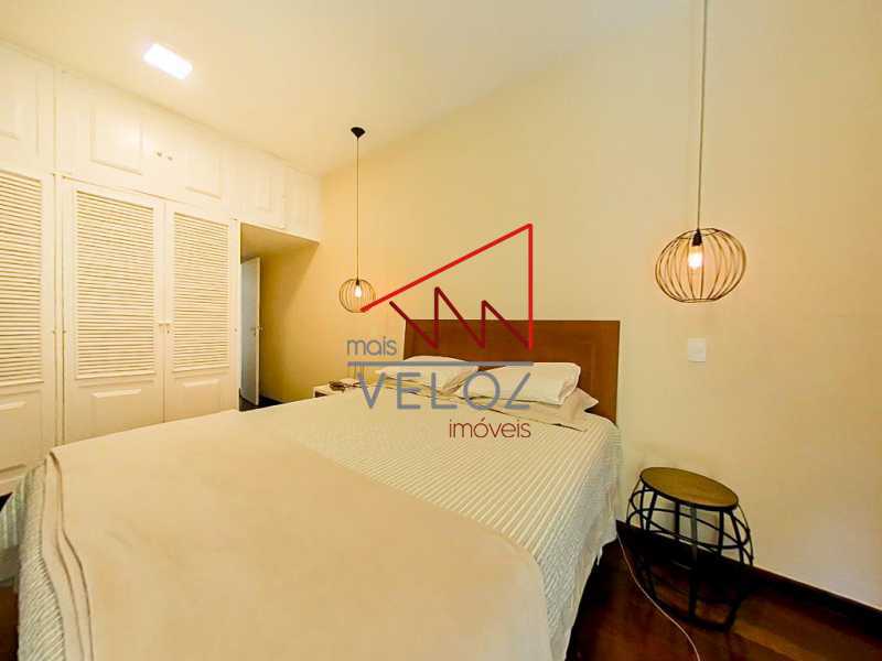 Apartamento à venda com 4 quartos, 175m² - Foto 14