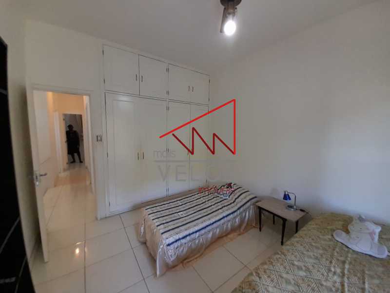 Casa à venda com 4 quartos, 406m² - Foto 18