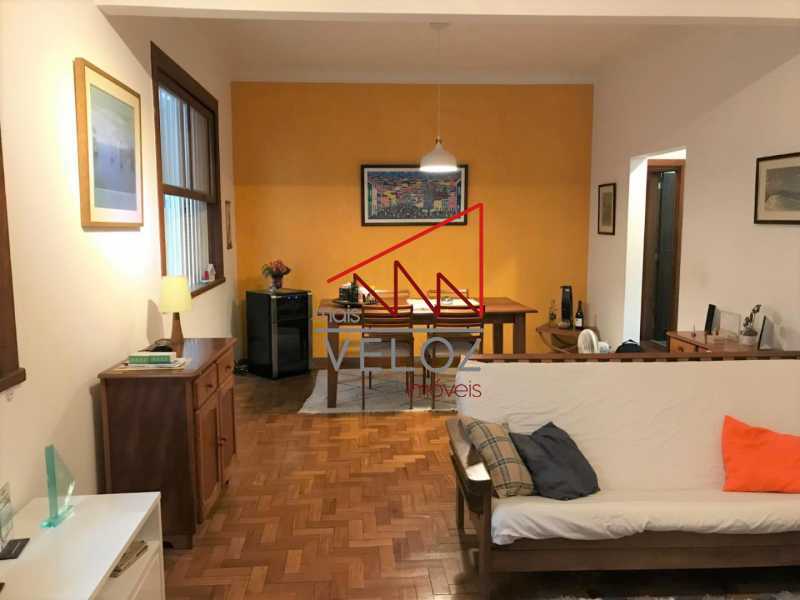 Apartamento à venda com 3 quartos, 110m² - Foto 1