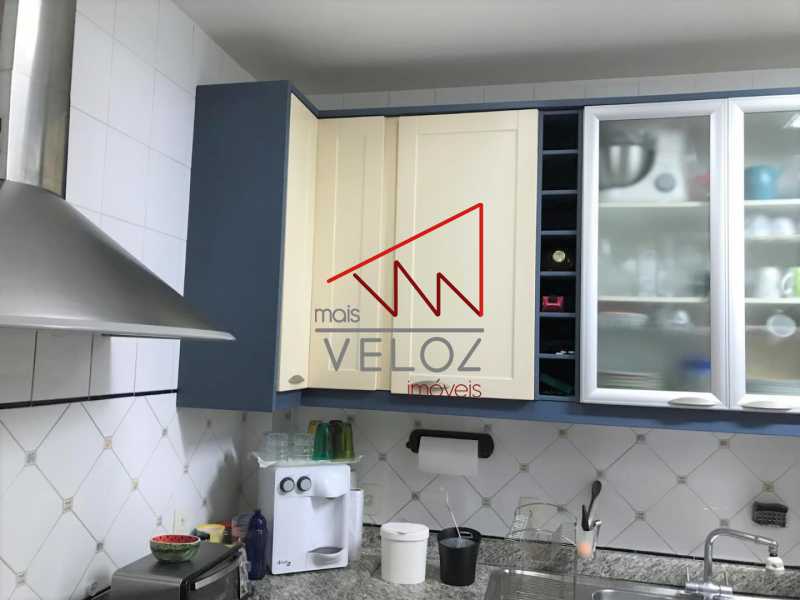 Apartamento à venda com 3 quartos, 110m² - Foto 7