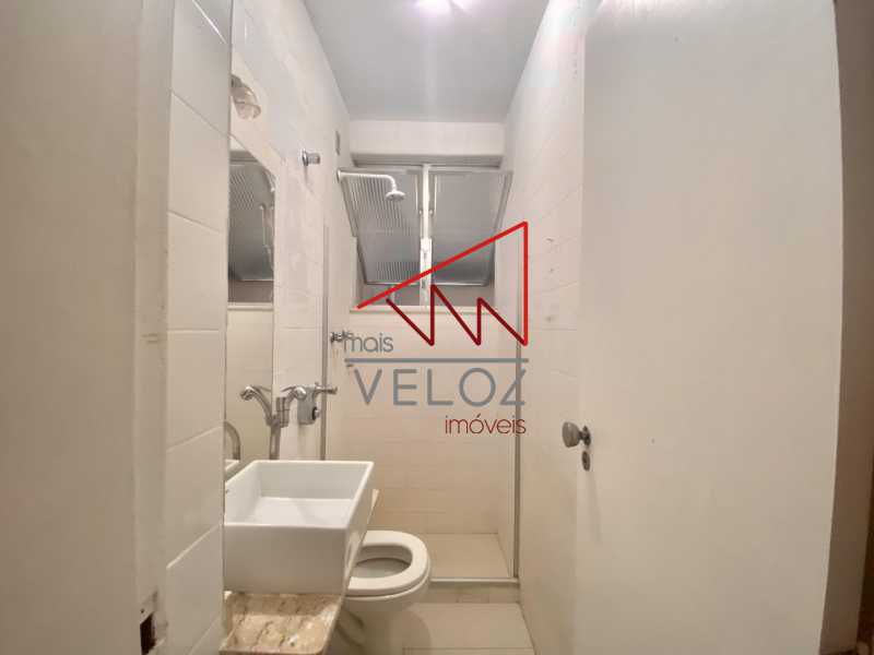 Apartamento à venda com 4 quartos, 136m² - Foto 9