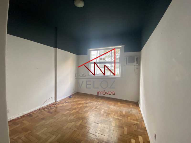 Apartamento à venda com 4 quartos, 136m² - Foto 12