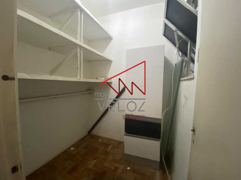 Apartamento à venda com 4 quartos, 136m² - Foto 17