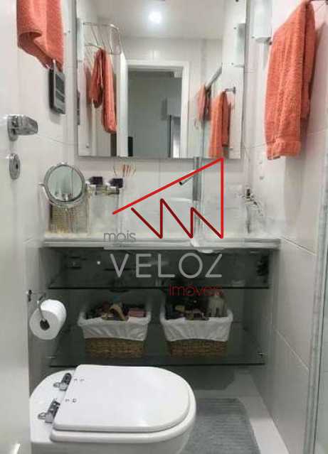 Apartamento à venda com 2 quartos, 70m² - Foto 9