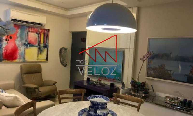 Apartamento à venda com 2 quartos, 70m² - Foto 4