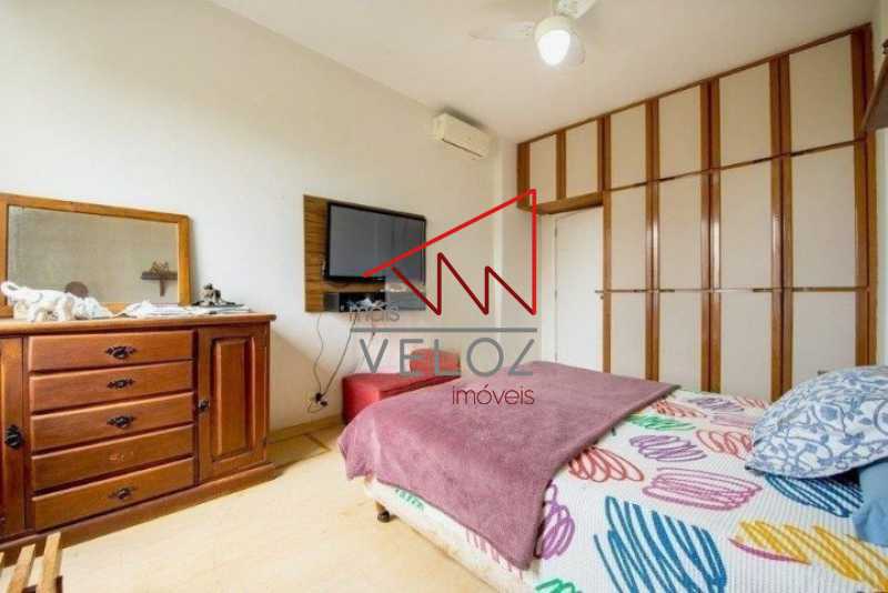 Apartamento à venda com 3 quartos, 230m² - Foto 11