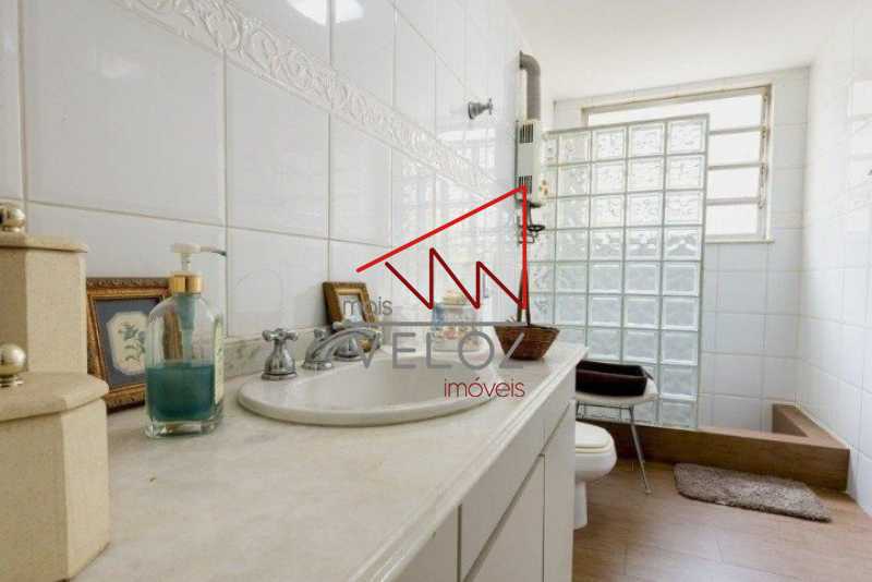 Apartamento à venda com 3 quartos, 230m² - Foto 24