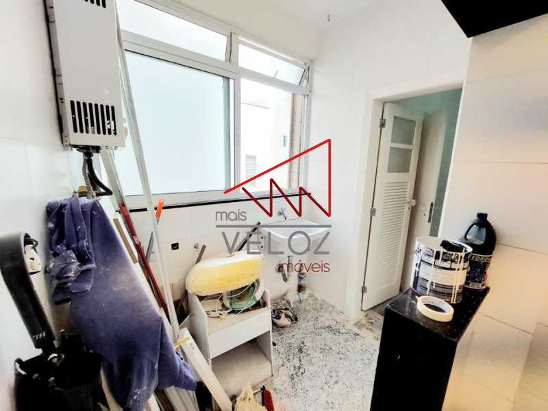 Apartamento à venda com 3 quartos, 150m² - Foto 8