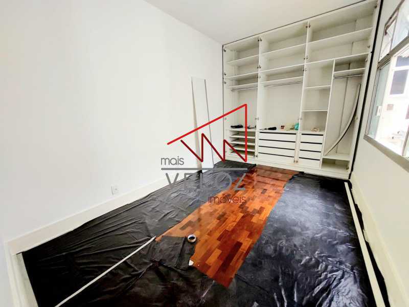 Apartamento à venda com 3 quartos, 150m² - Foto 9