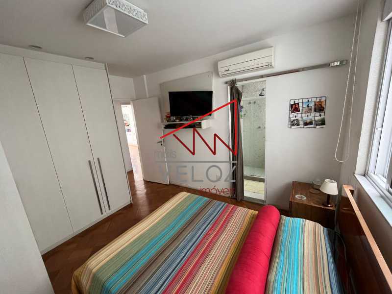 Apartamento à venda com 3 quartos, 150m² - Foto 16