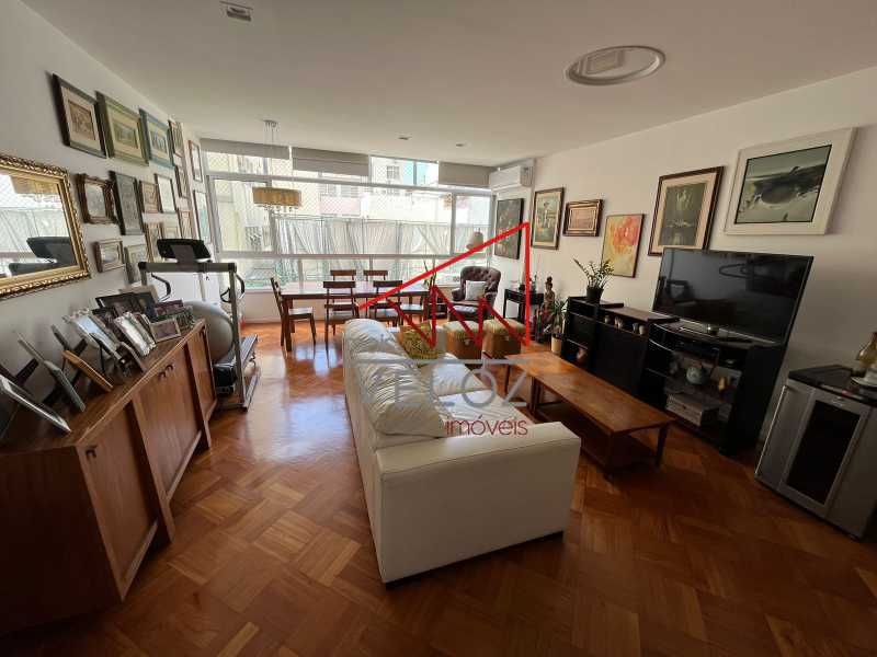 Apartamento à venda com 3 quartos, 150m² - Foto 4