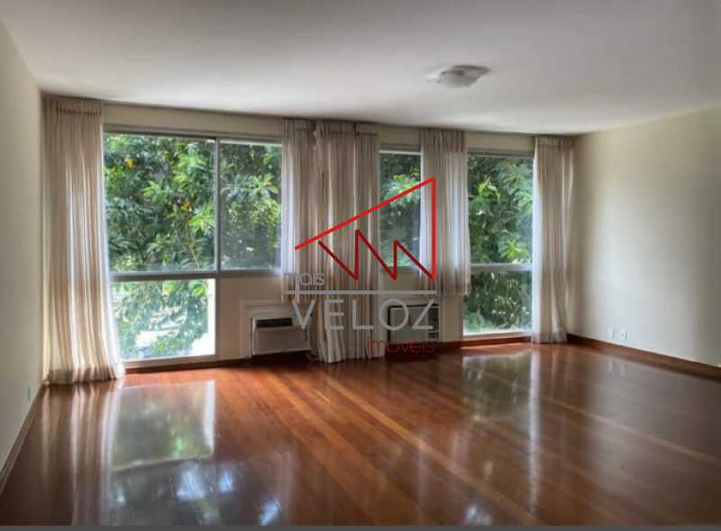 Apartamento à venda com 4 quartos, 170m² - Foto 2